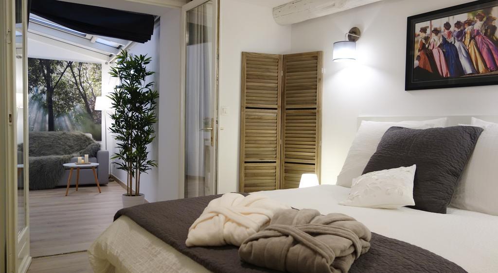 Arles' Haven - Le Loft Du Centre Apartment Room photo